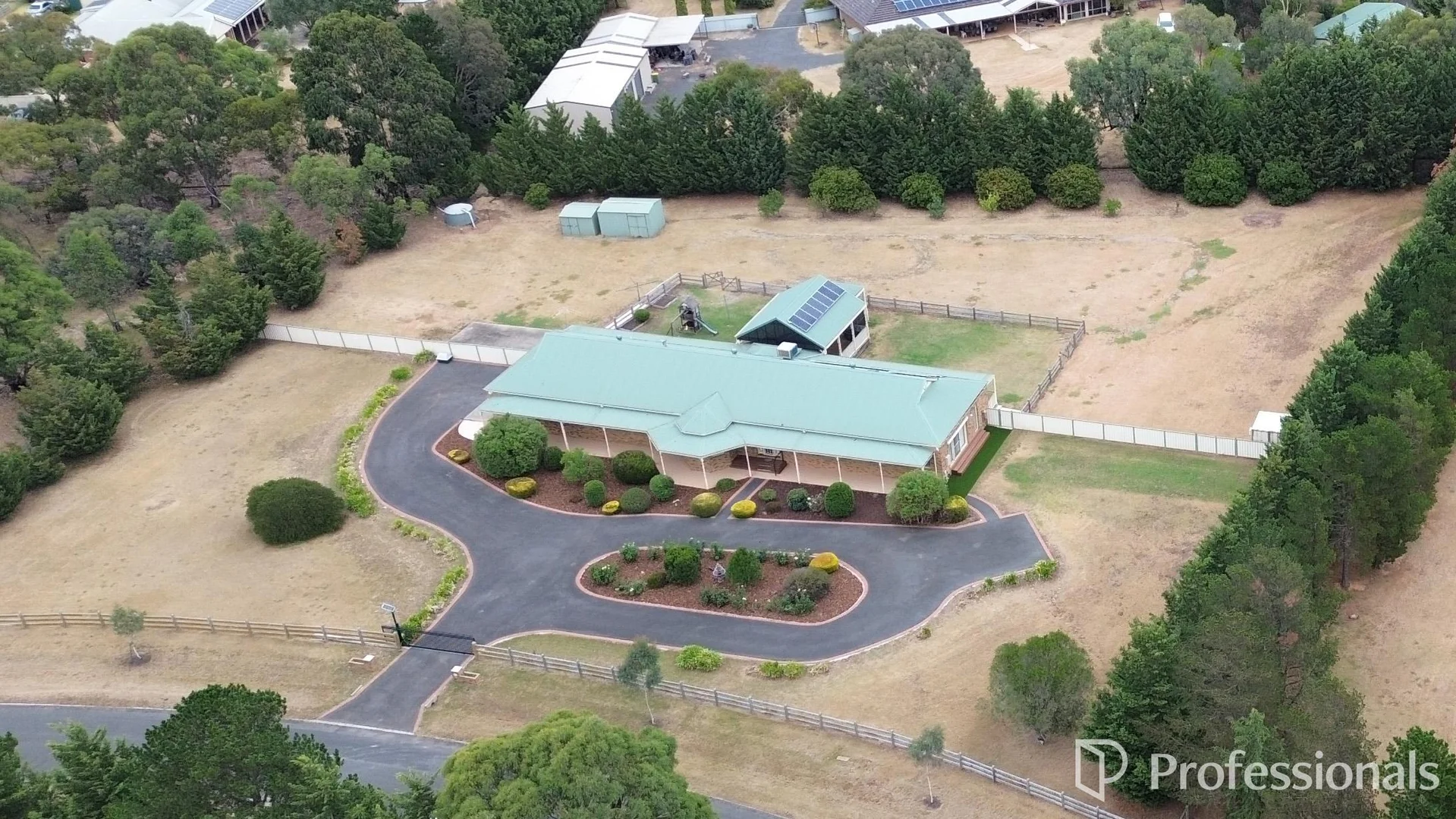 Additional image 22 of 34 Croxton Drive, Kurunjang VIC 3337