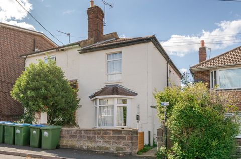 Southcliff Road, Inner Avenue, Southampton, Hampshire SO14