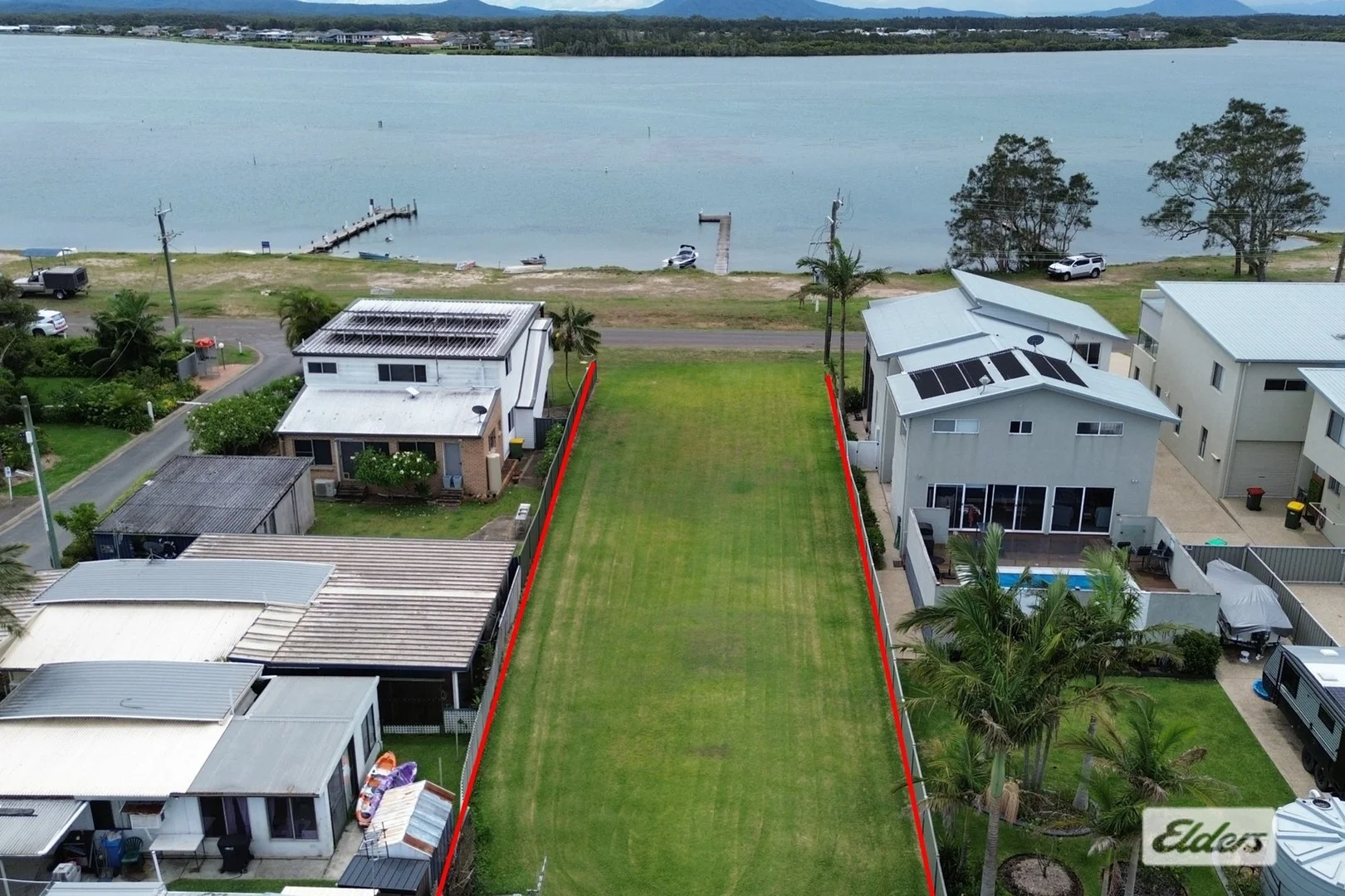 27 Main Street, Manning Point NSW 2430