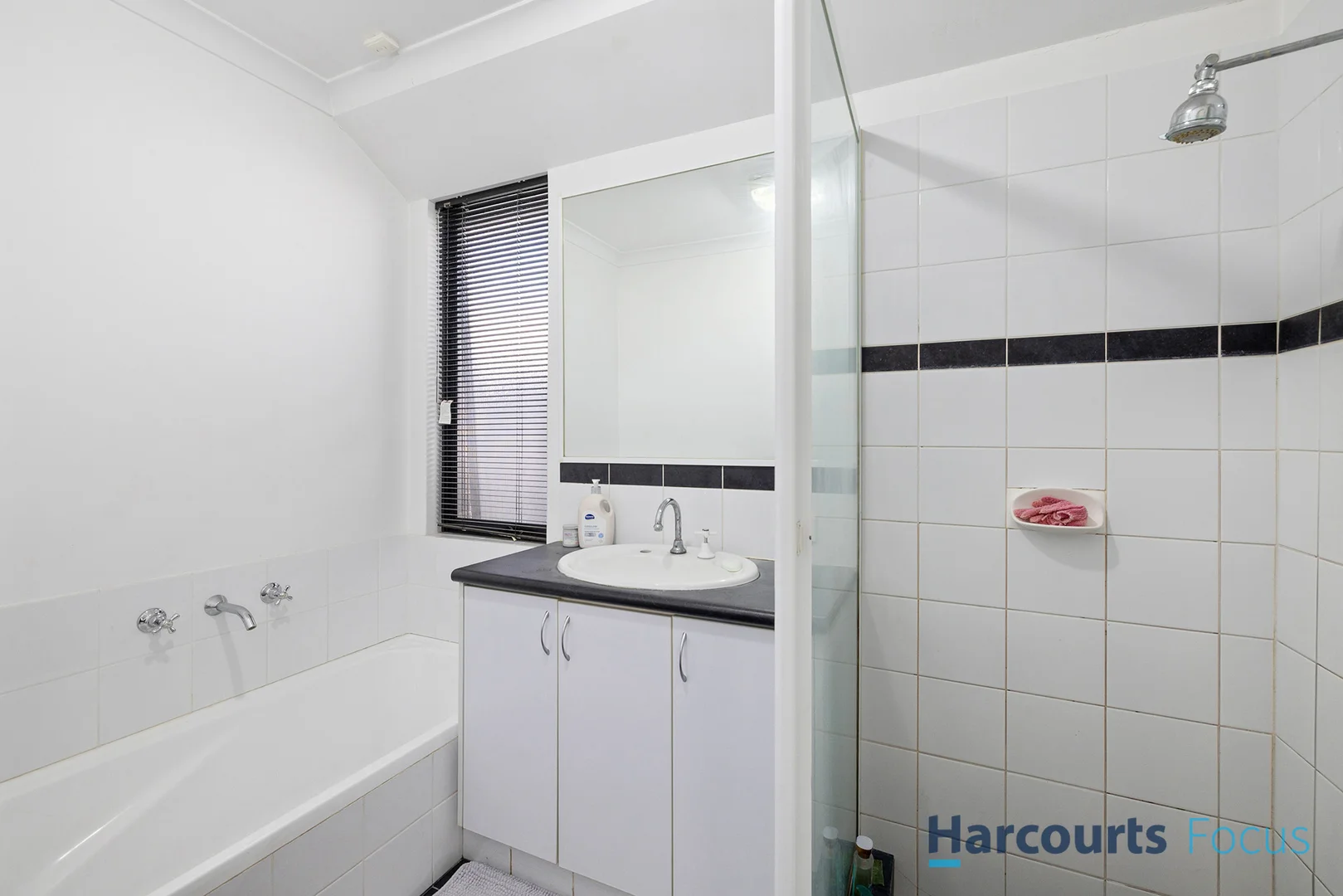 Additional image 16 of 7B Bagoda Street, Queens Park WA 6107