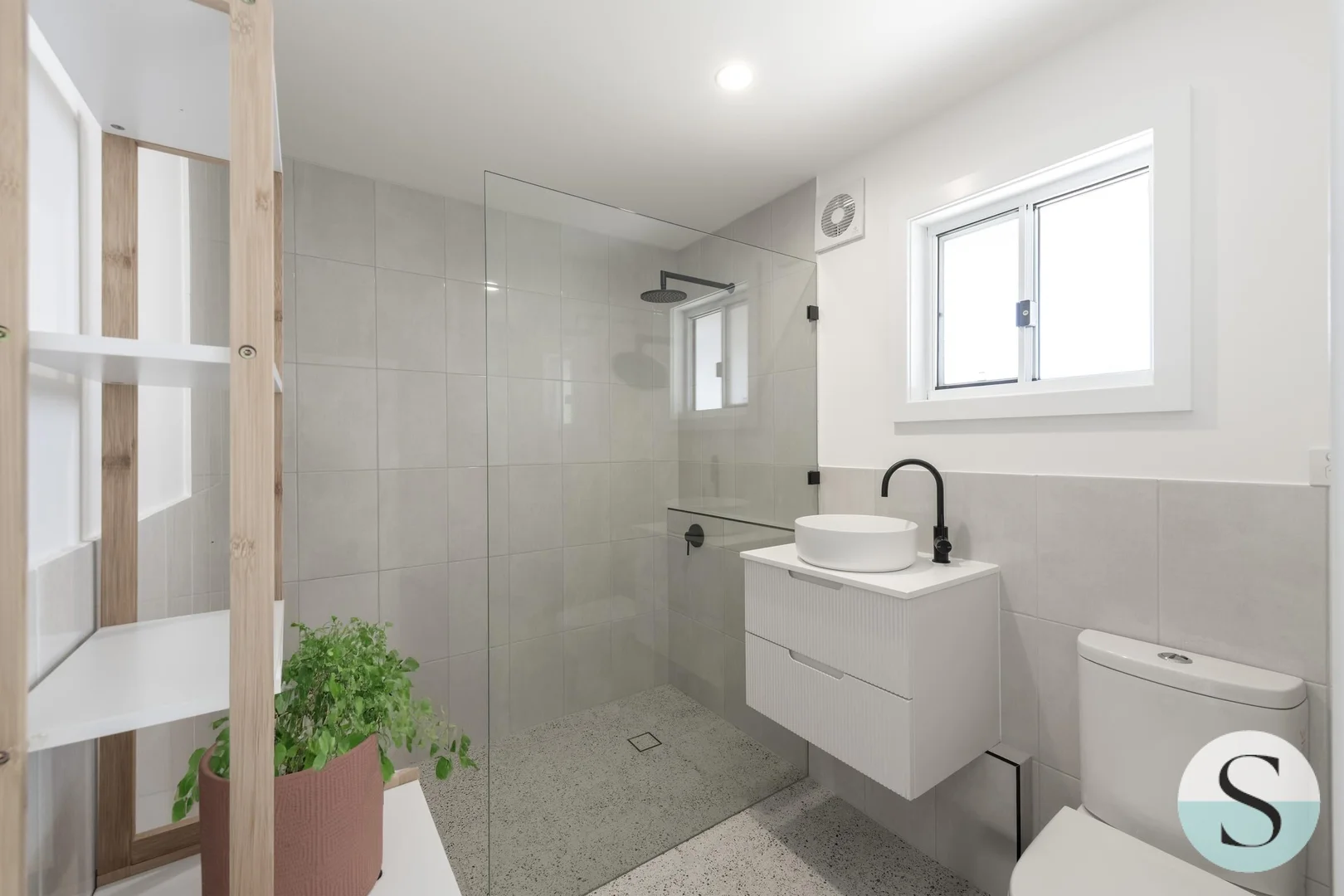 Additional image 19 of 24 Marks Parade, Marks Point NSW 2280