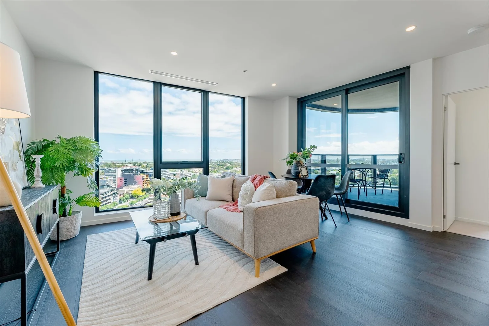 Additional image 3 of 1507/1-13 Cobden Street, South Melbourne VIC 3205