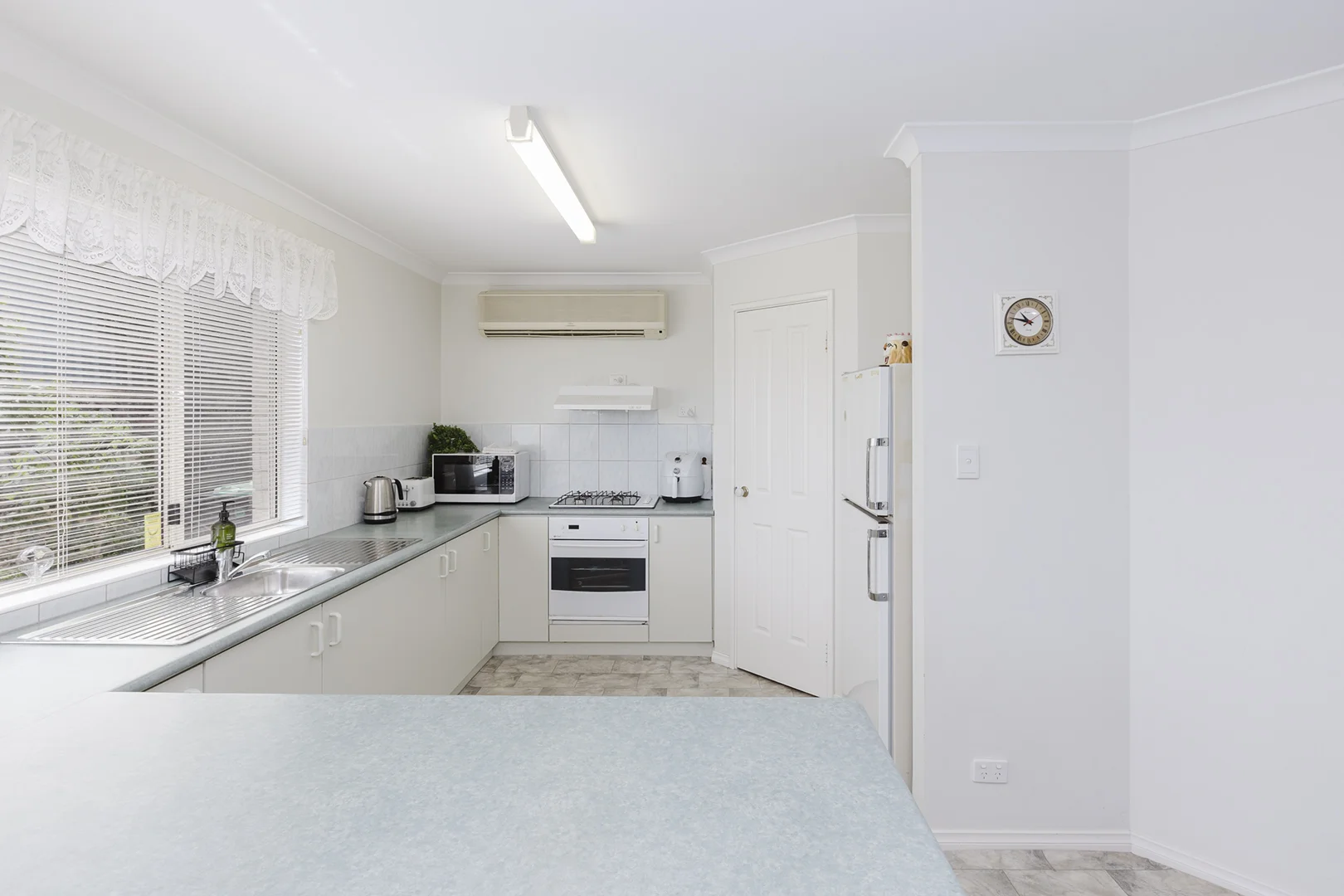 Additional image 10 of 4/16 Bathurst Street, Mira Mar WA 6330