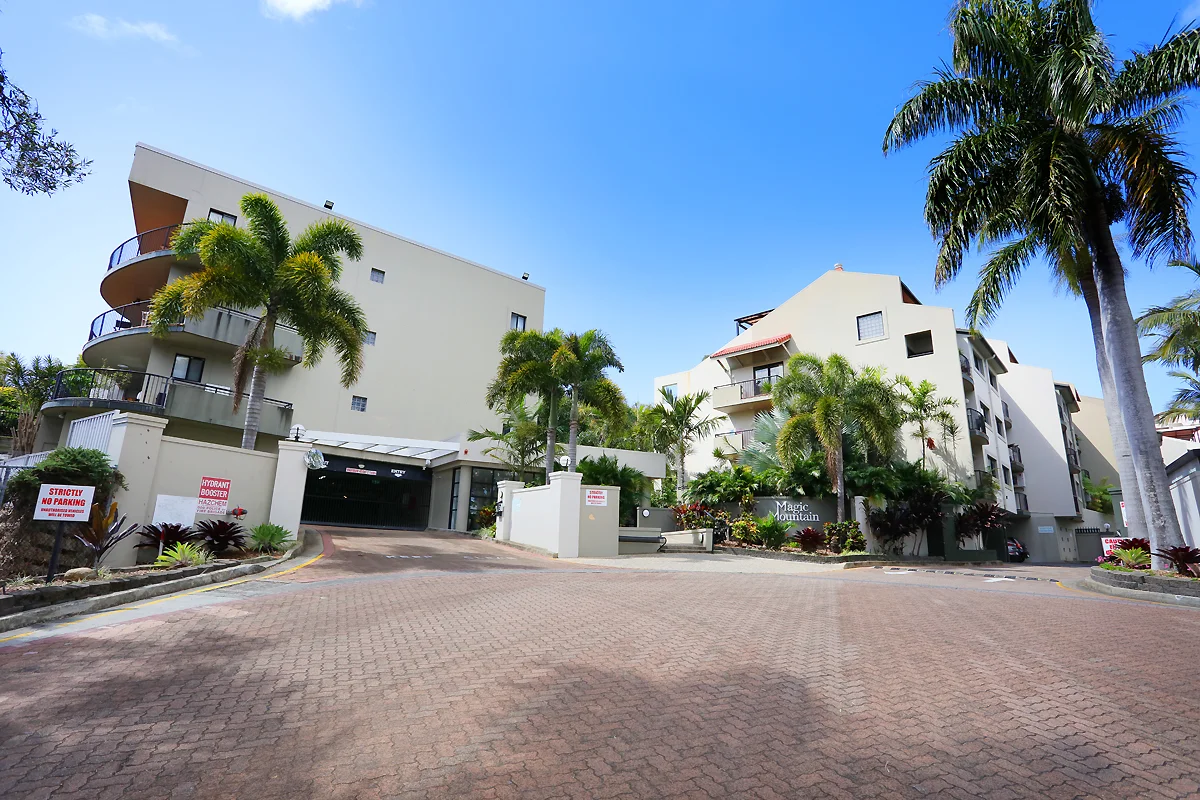 Additional image 26 of E39/1 GREAT HALL DRIVE, Miami QLD 4220