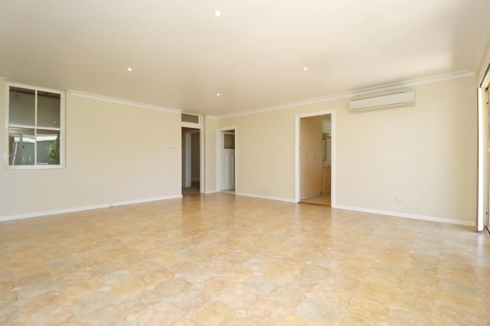 Additional image 9 of 18 Denman Street, Cowra NSW 2794