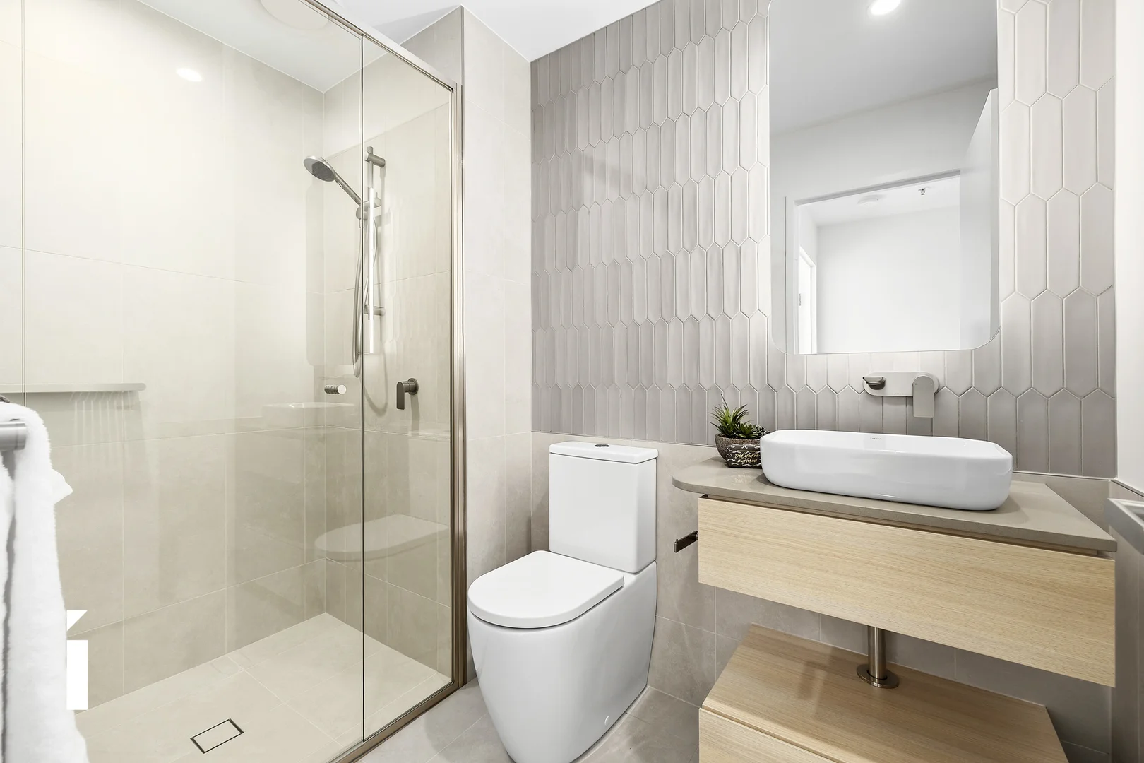 Additional image 7 of 603/104 Easty Street, Phillip ACT 2606