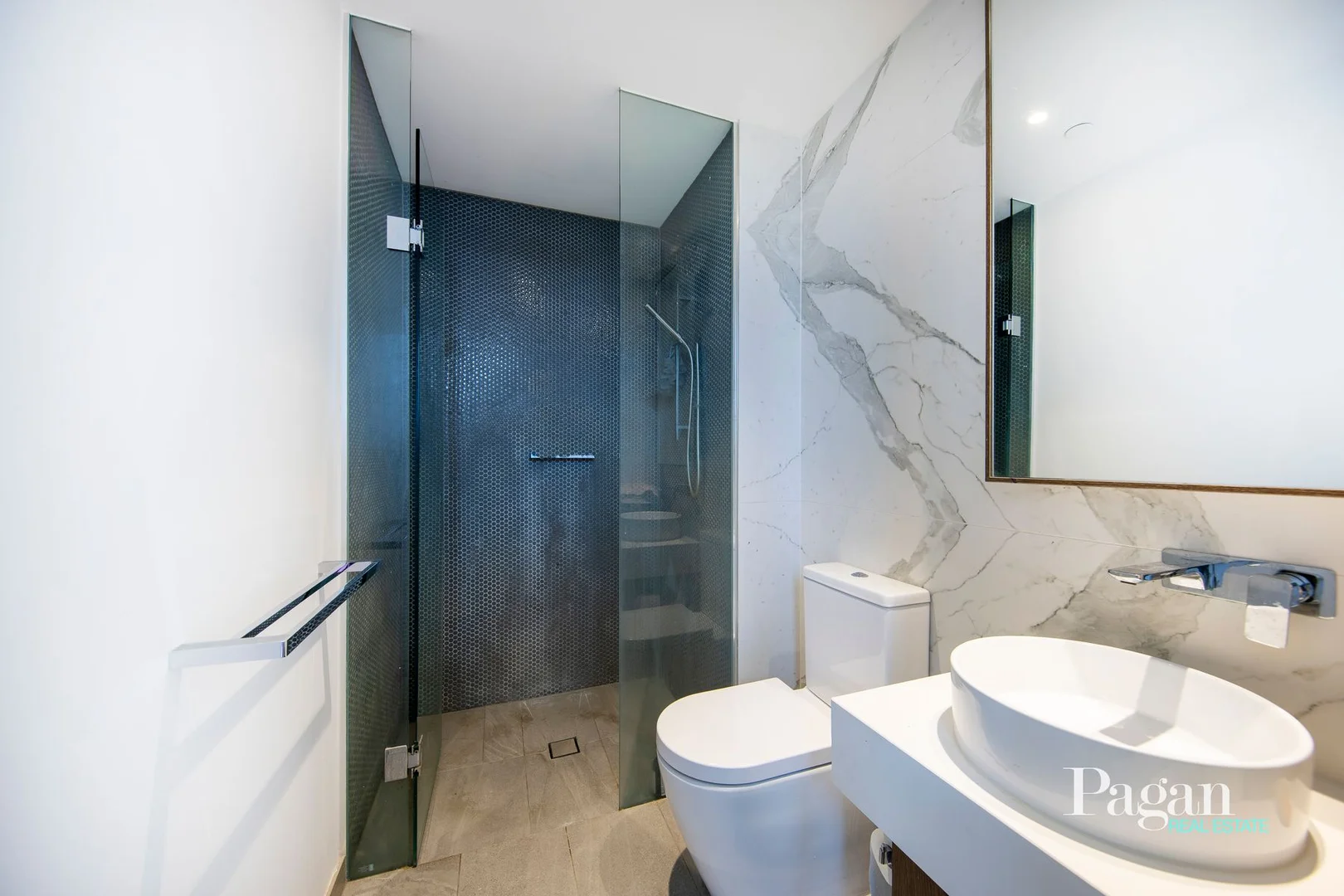 Additional image 11 of 809/77 Queens Road, Melbourne VIC 3004