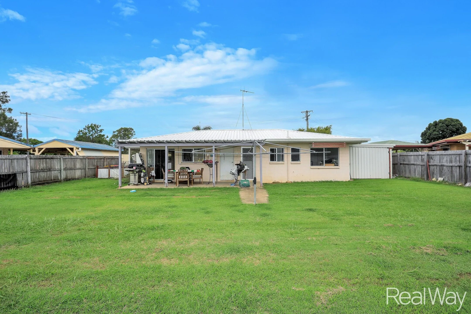 Additional image 17 of 34 McLachlan Drive, Avenell Heights QLD 4670
