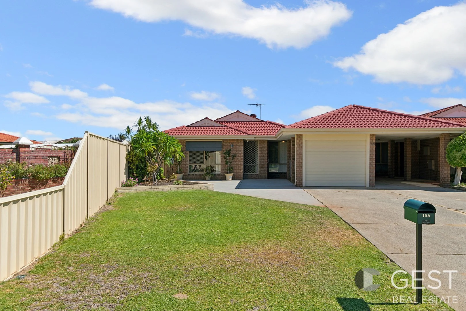 19A Rosebank Gardens, Alexander Heights WA 6064