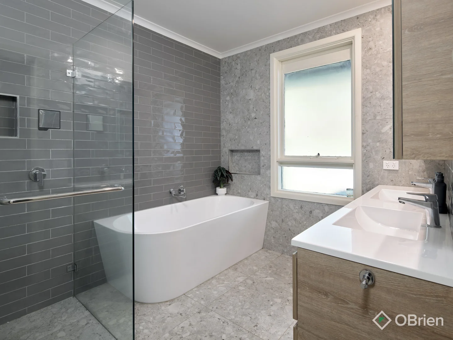 Additional image 11 of 30 Mont Albert Road, Garfield VIC 3814