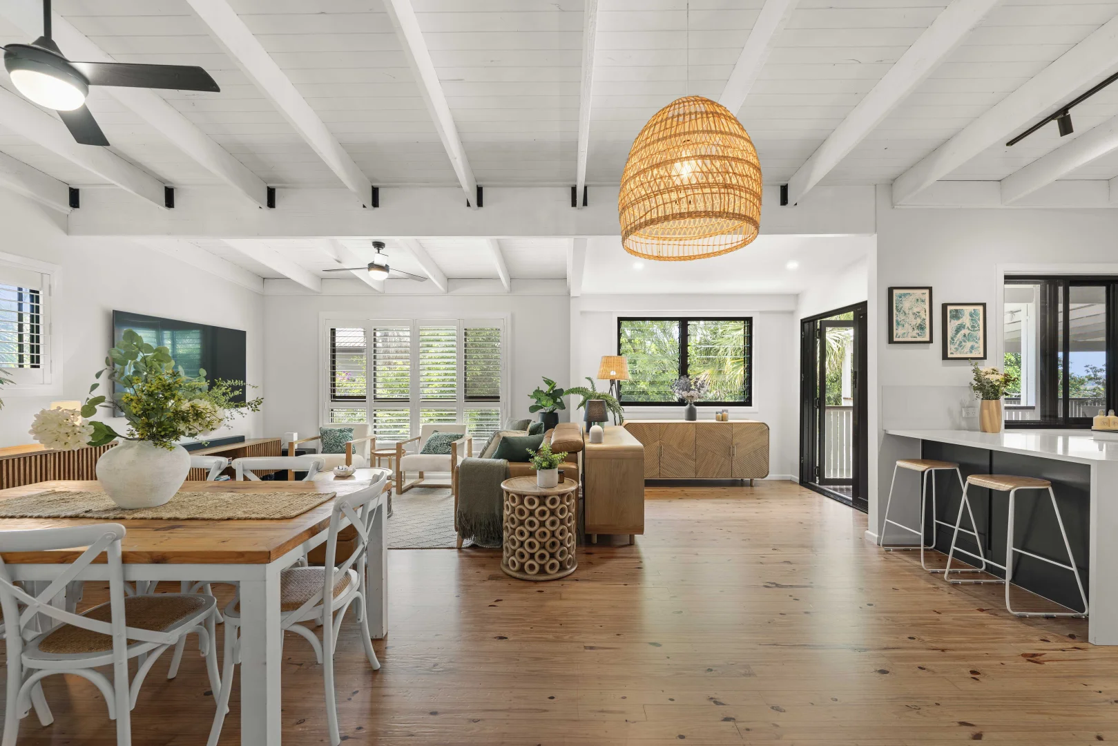 Additional image 2 of 129 K P Mcgrath Drive, Elanora QLD 4221