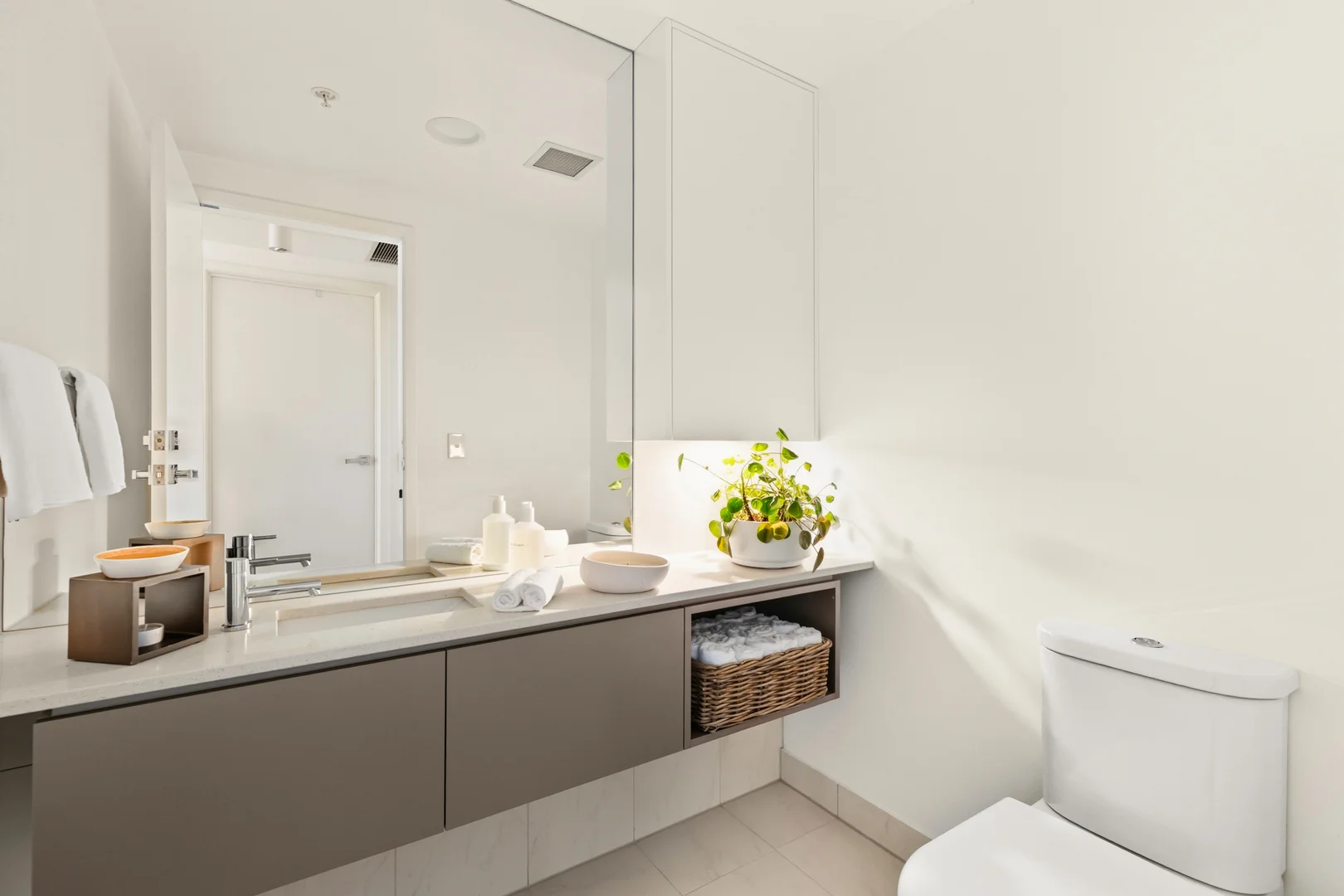 Additional image 13 of 2201/90 Lorimer Street, Docklands VIC 3008