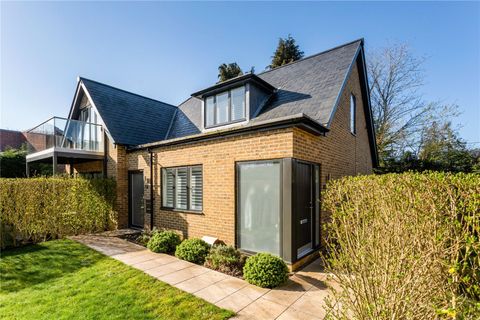Westlands, 13 Cumnor Hill, Oxford OX2