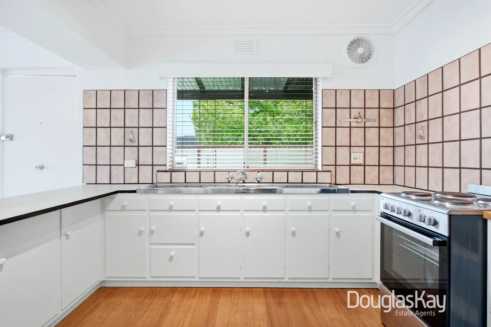 Additional image 6 of 1-5/35 Sun Crescent, Sunshine VIC 3020