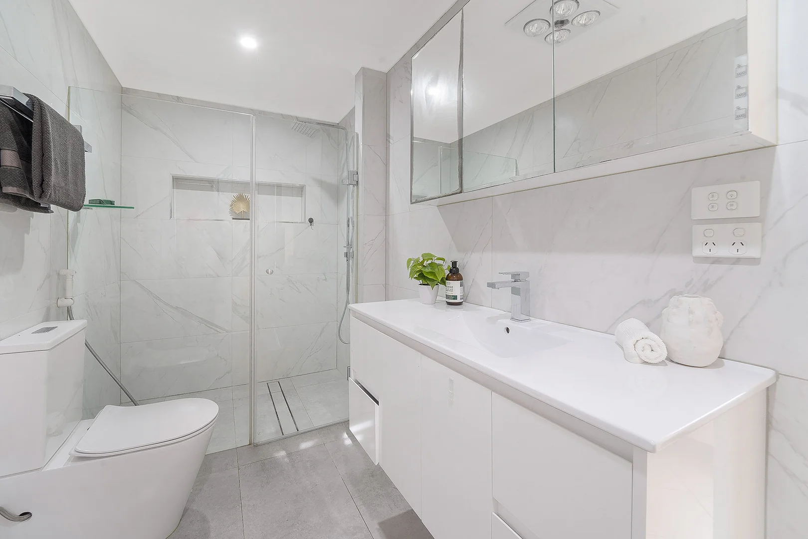Additional image 8 of 33 Cyclamen Place, Macquarie Fields NSW 2564