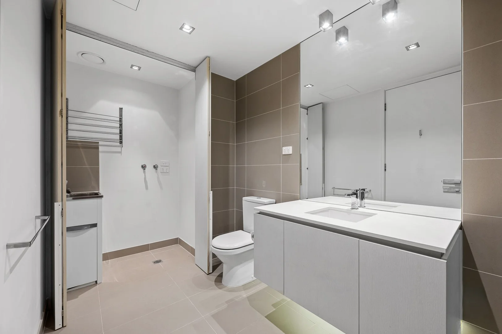 Additional image 9 of 406/6 Lord Street, Richmond VIC 3121