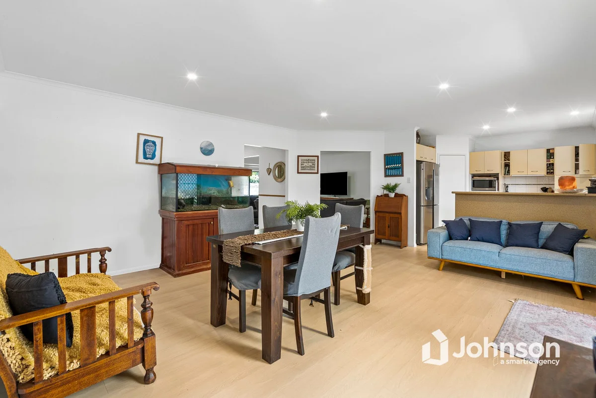 Additional image 5 of 2 Alex Court, Redland Bay QLD 4165