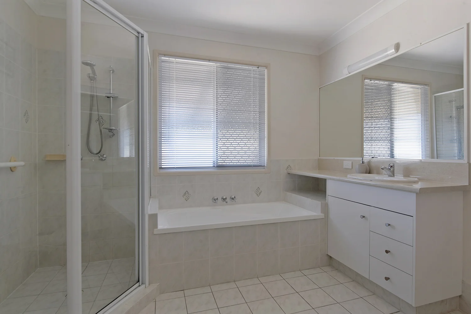 Additional image 9 of 199/70 Hansford Road, Coombabah QLD 4216