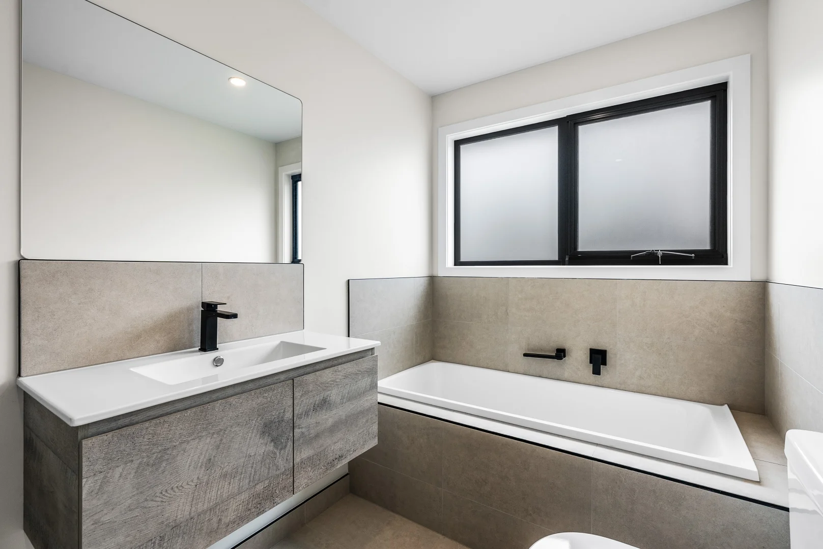 Additional image 5 of 2/43 London Way, Kingston TAS 7050