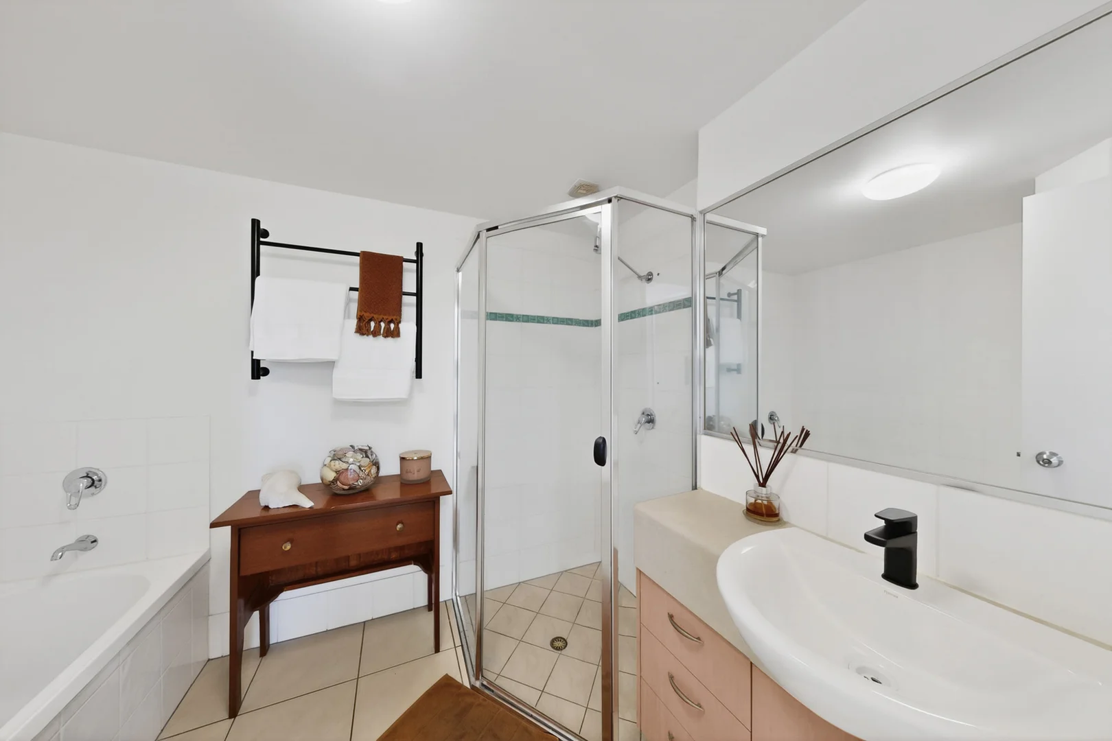 Additional image 22 of Unit 8/3 Mudjimba Beach Rd, Mudjimba QLD 4564