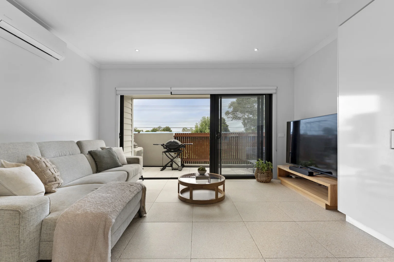 Additional image 8 of 2/480 Haughton Road, Clayton South VIC 3169