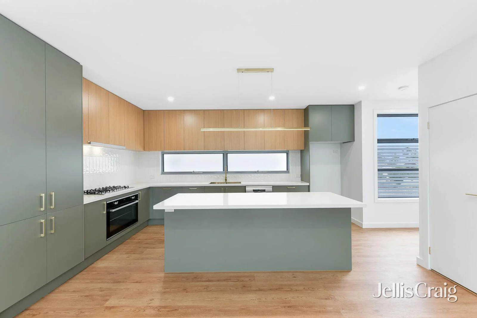 Additional image 3 of 2/53 Cleeland Street, Dandenong VIC 3175