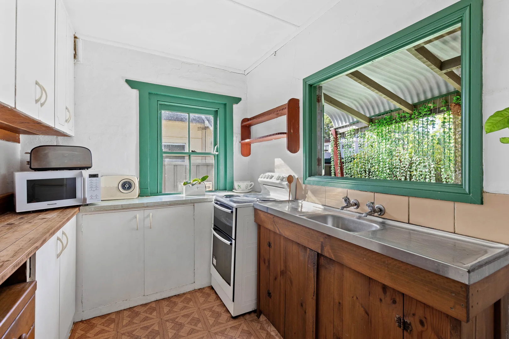 Additional image 3 of 10 Smiths Avenue, Hurstville NSW 2220