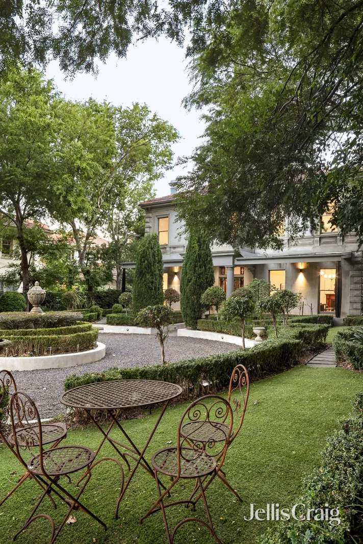 Additional image 18 of 41 Acland Street, St Kilda VIC 3182