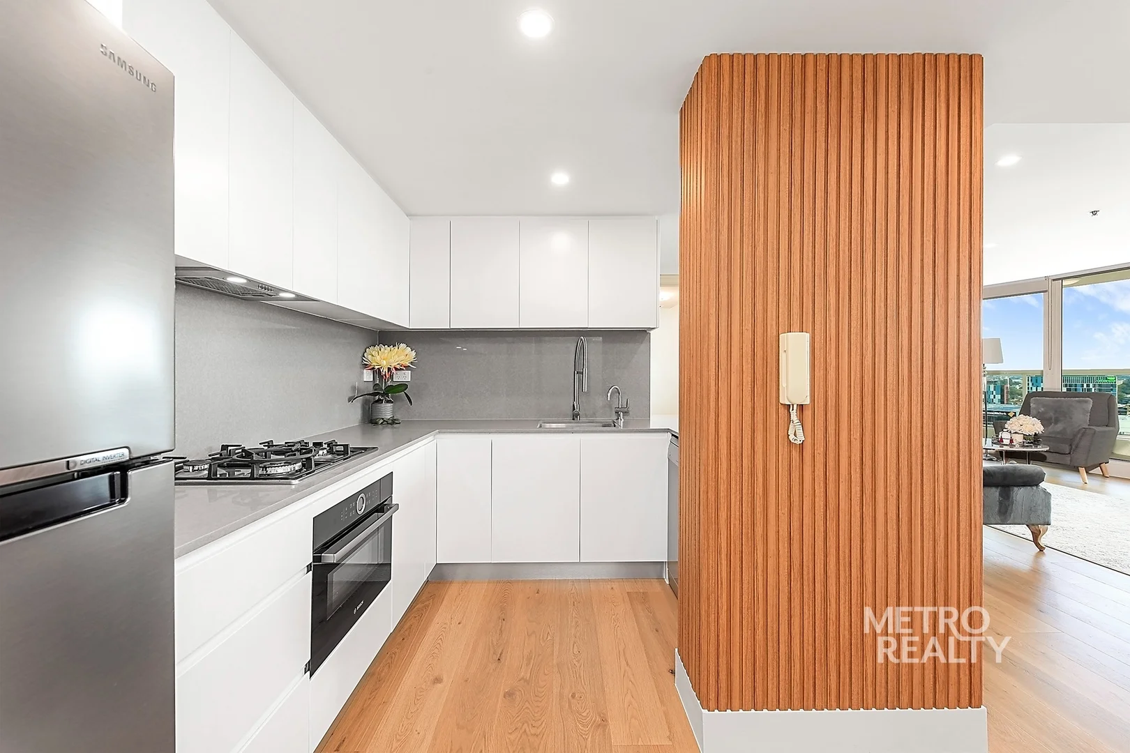 Additional image 6 of 2503/348-352 Sussex Street, Sydney NSW 2000