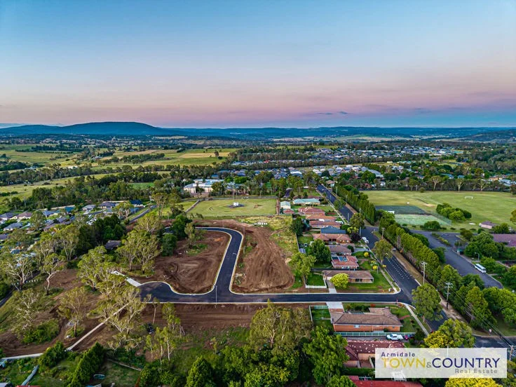 Lot 10 32a Crest Road, Armidale NSW 2350