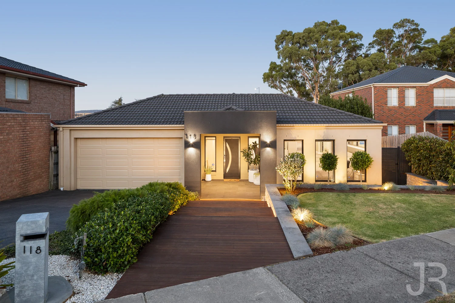 118 Earlsfield Drive, Berwick VIC 3806