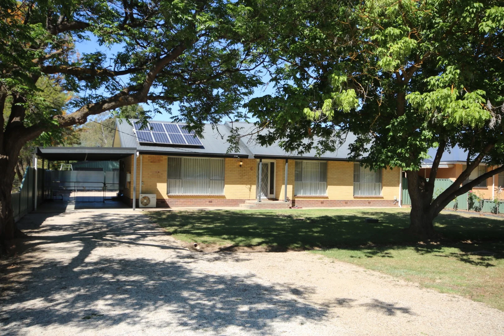 4 Childers Street, Elmore VIC 3558