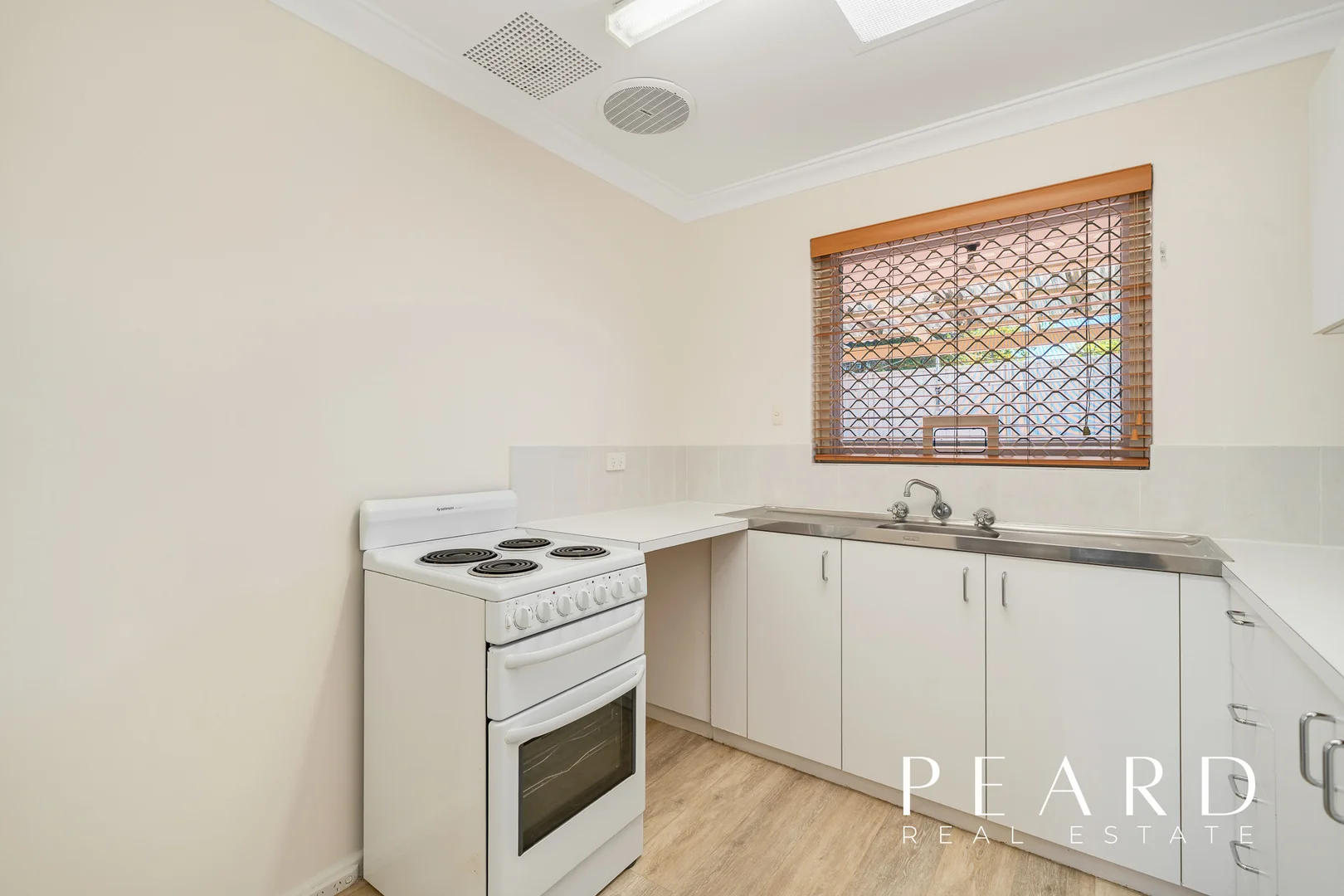 Additional image 11 of 8B Clevedon Place, Kallaroo WA 6025