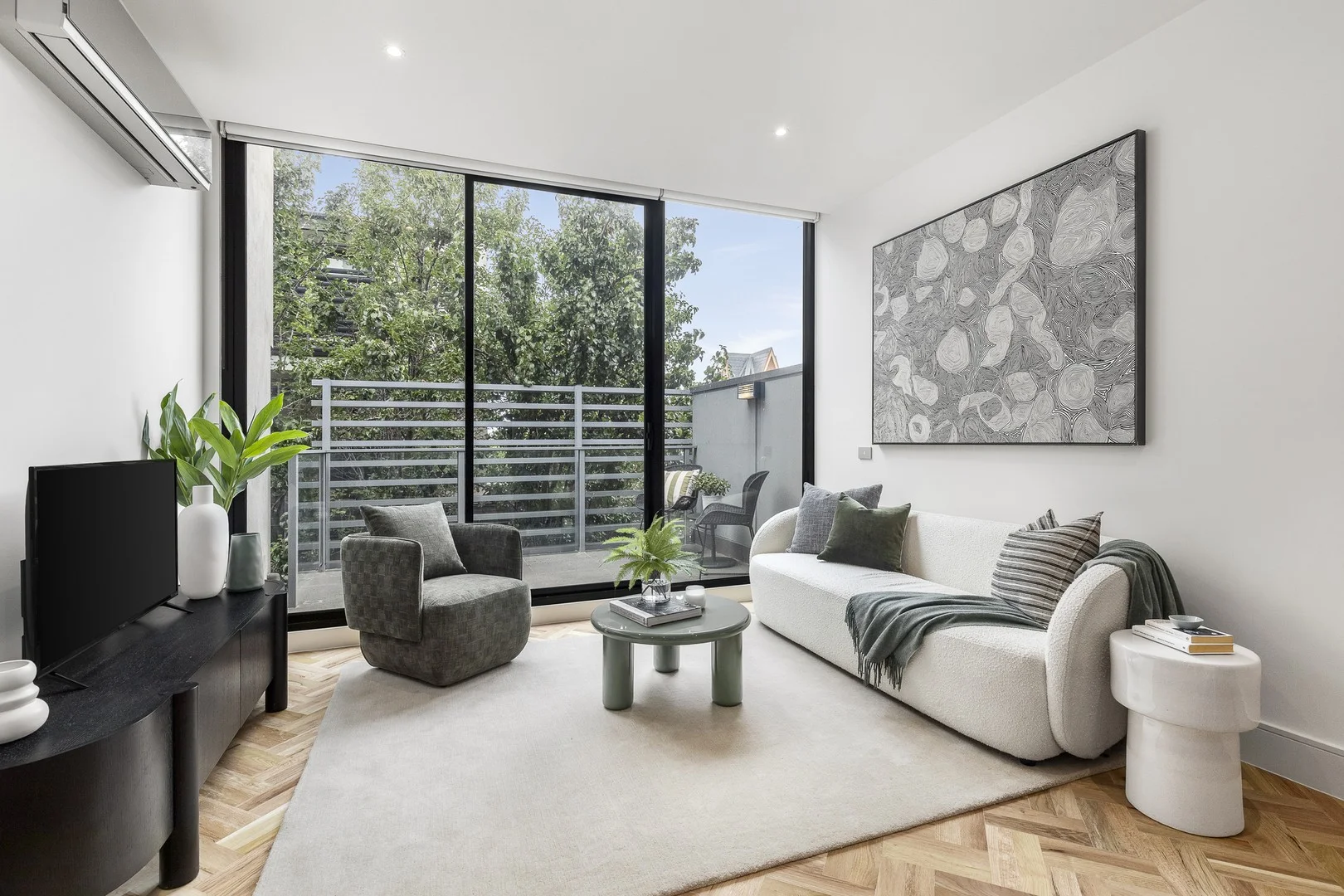 220/6 Lisson Grove, Hawthorn VIC 3122