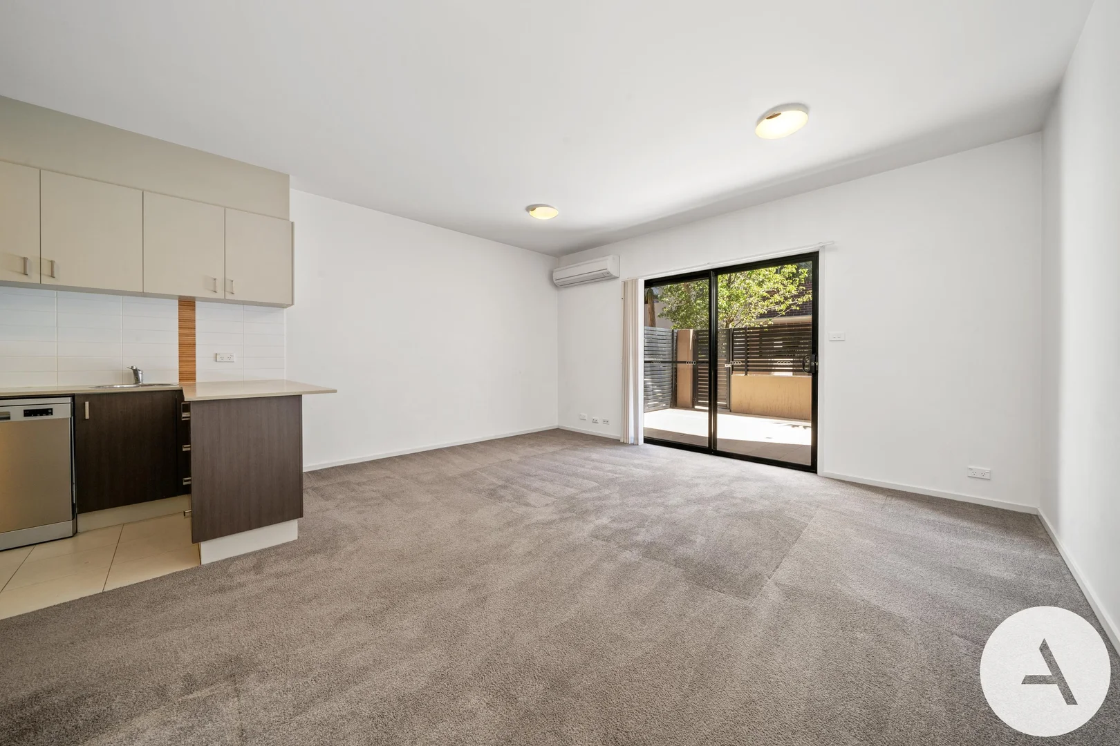 Additional image 5 of 23/6 Gungahlin Pl, Gungahlin ACT 2912