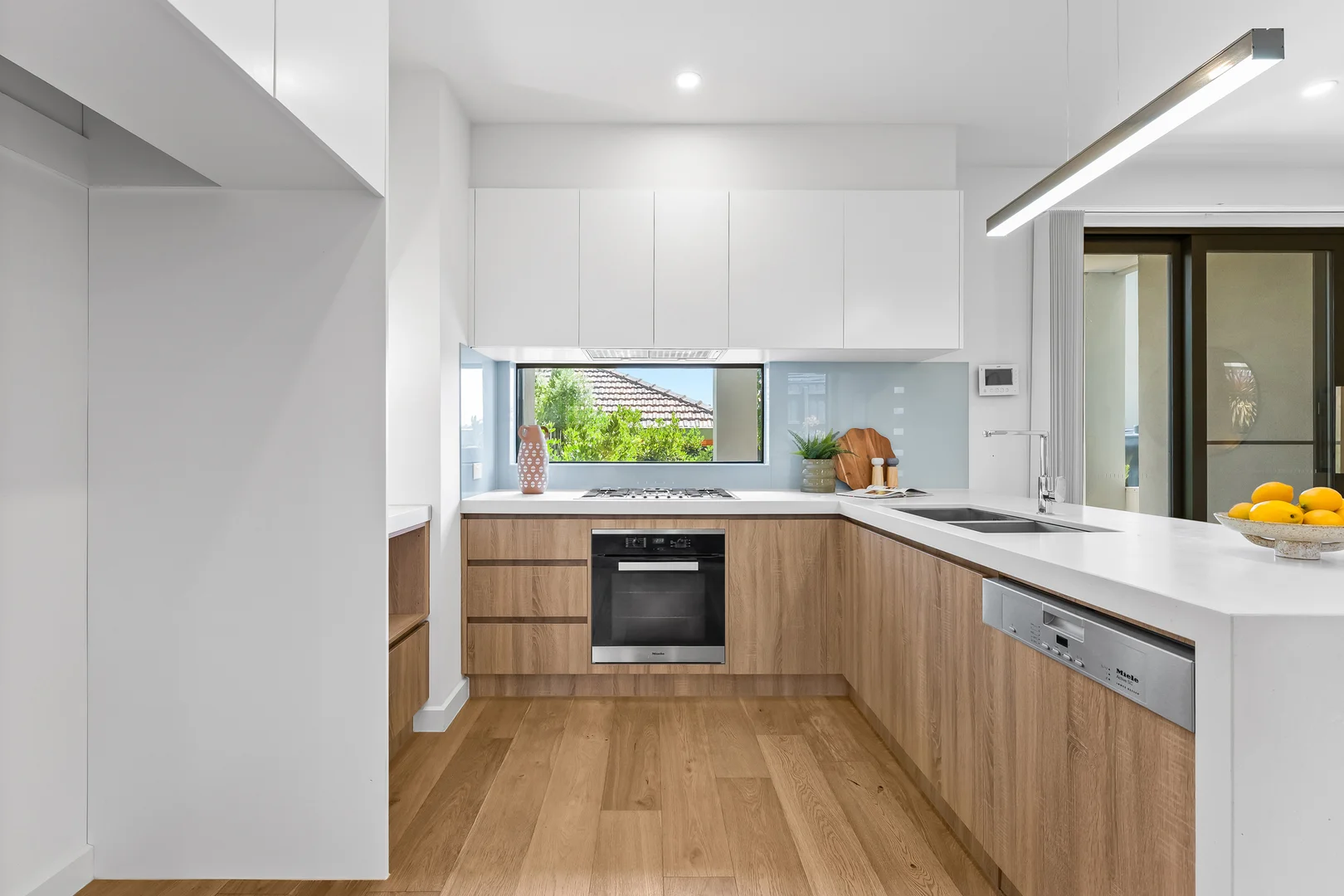 Additional image 7 of 2/7 Daly Street, Doncaster East VIC 3109