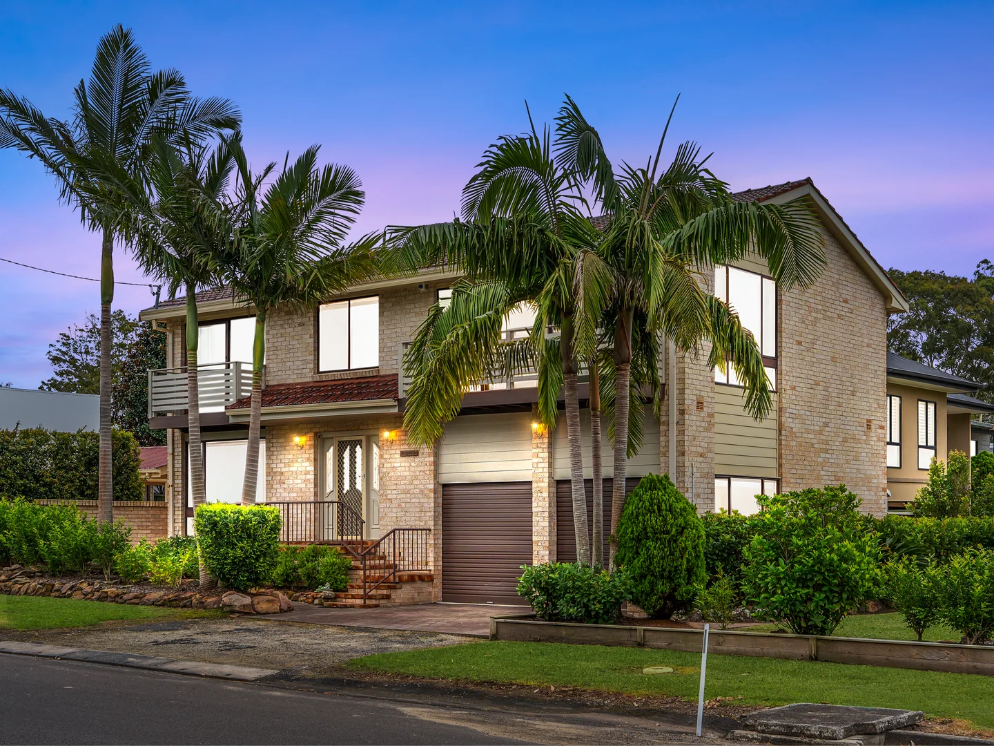 242 Lakedge Avenue, Berkeley Vale NSW 2261