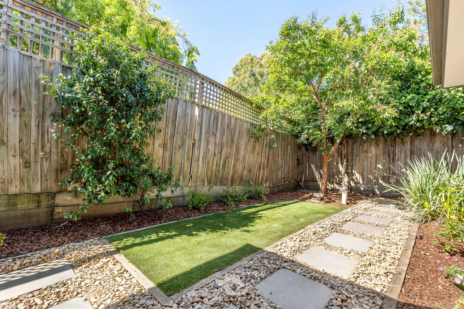 Additional image 10 of 2/27 Surrey Street, Box Hill South VIC 3128