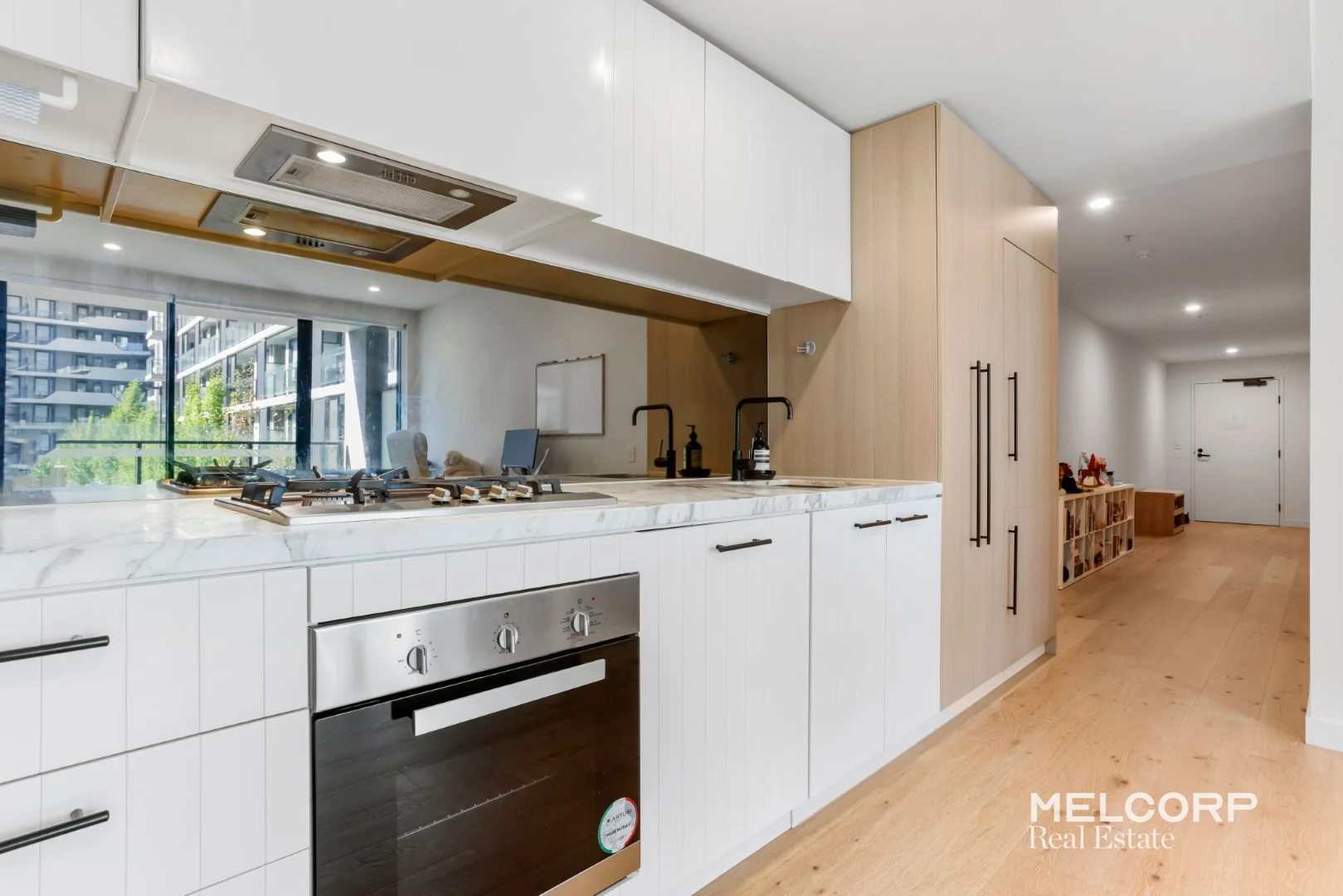 Additional image 3 of M-City 214/868 Blackburn Road, Clayton VIC 3168