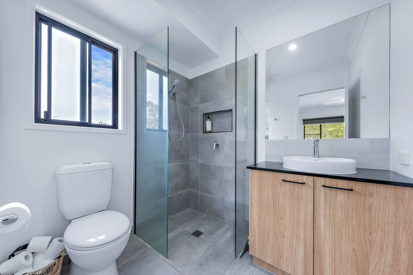 Additional image 15 of 19 Spyglass Road, Cannon Valley QLD 4800