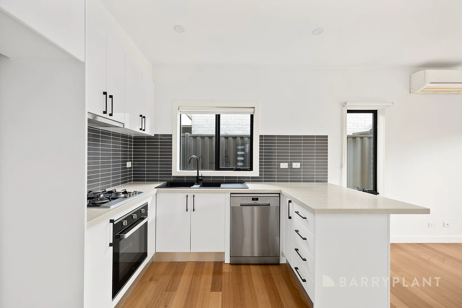 Additional image 2 of 3/18 Neil Street, Hadfield VIC 3046