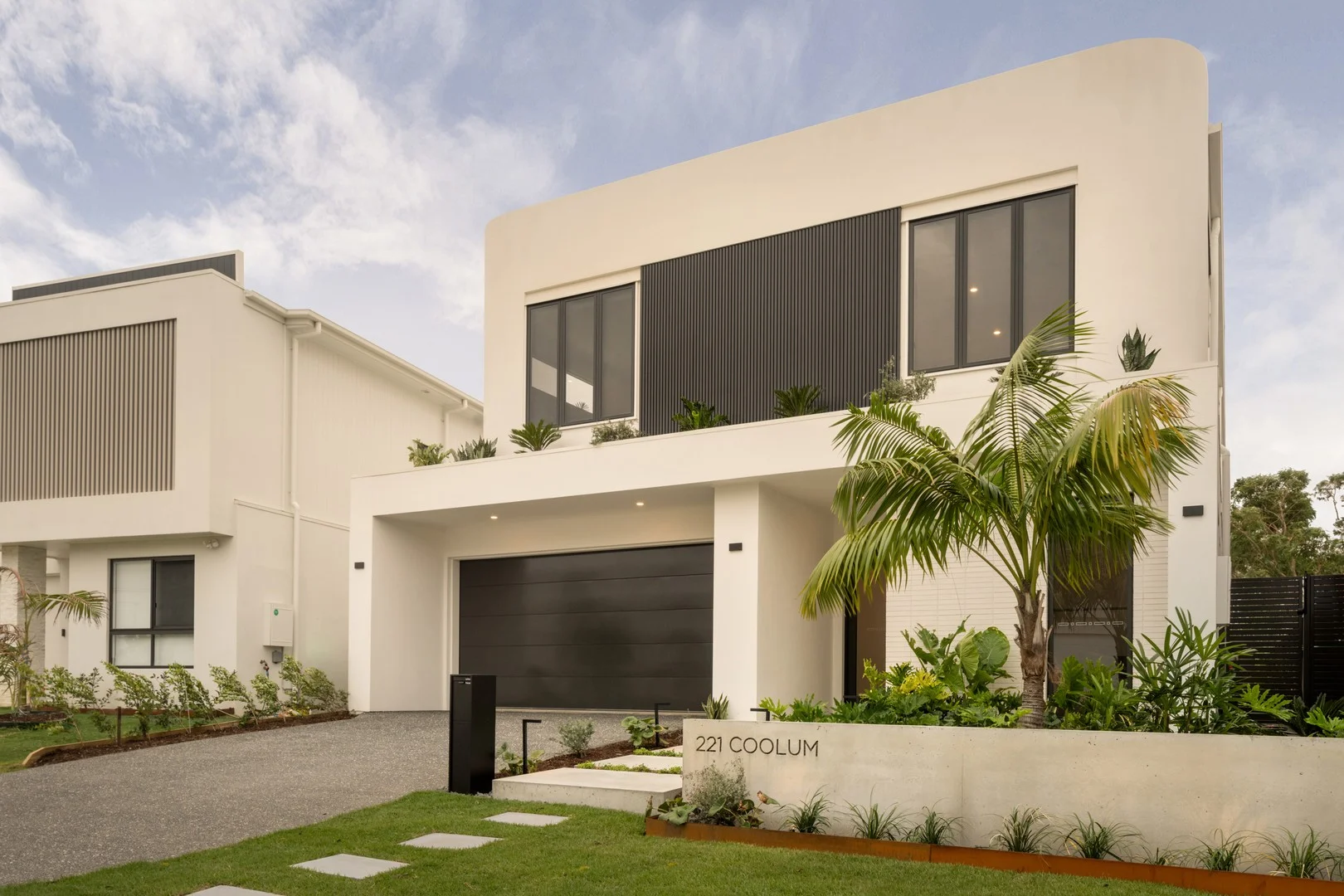 221 Coolum Parade, Newport QLD 4020