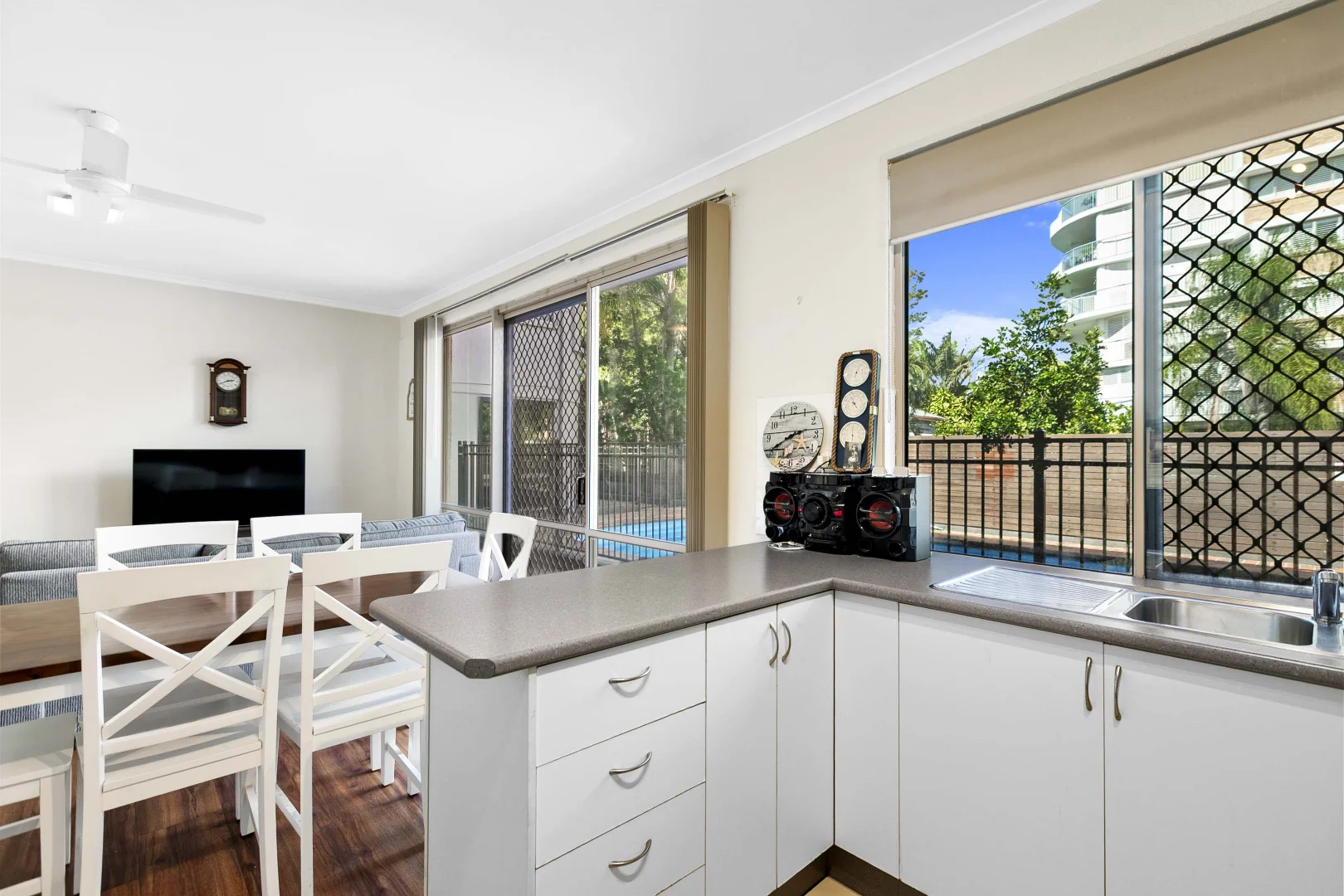 Additional image 4 of 7/383 Esplanade, Torquay QLD 4655