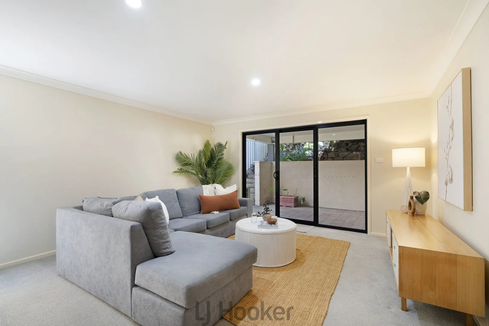 Additional image 4 of 27 The Parade, Belmont NSW 2280