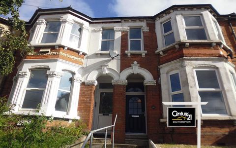 |Ref: R152494|, Millbrook Road West, Southampton SO15, Studio to rent