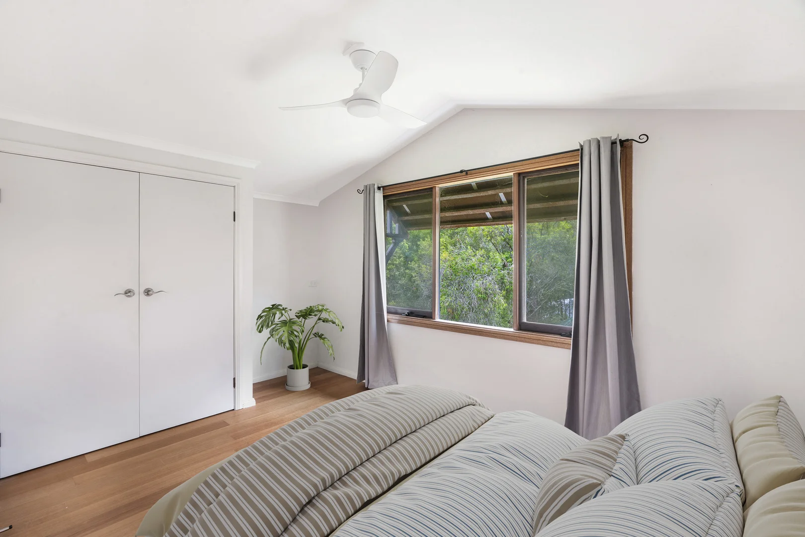 Additional image 11 of 4 Yanderra Road, Tapitallee NSW 2540