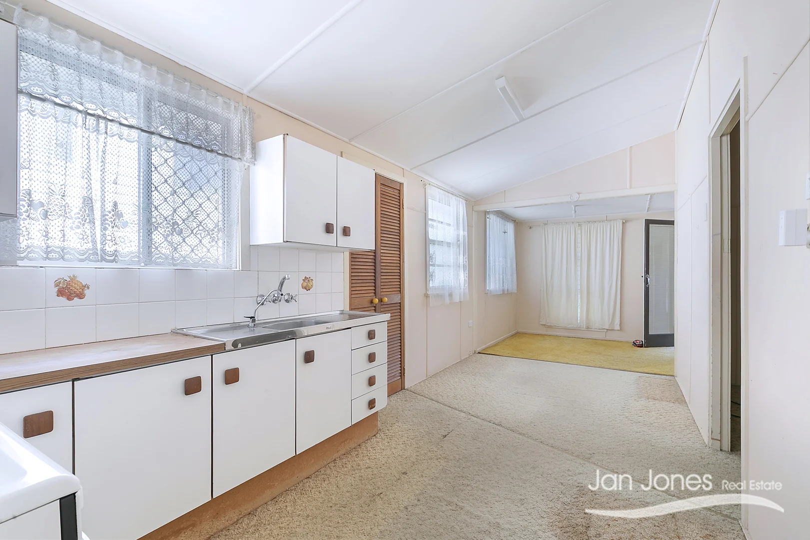 Additional image 10 of 16 Valerie Street, Clontarf QLD 4019