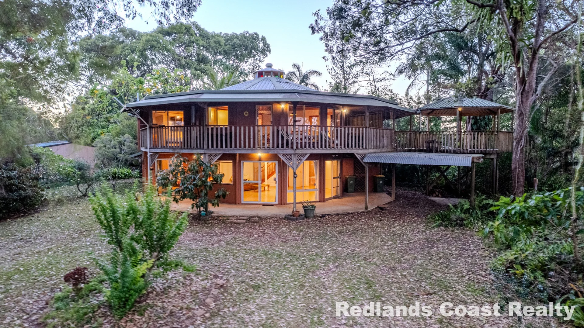 1 Clarke Terrace, Lamb Island QLD 4184