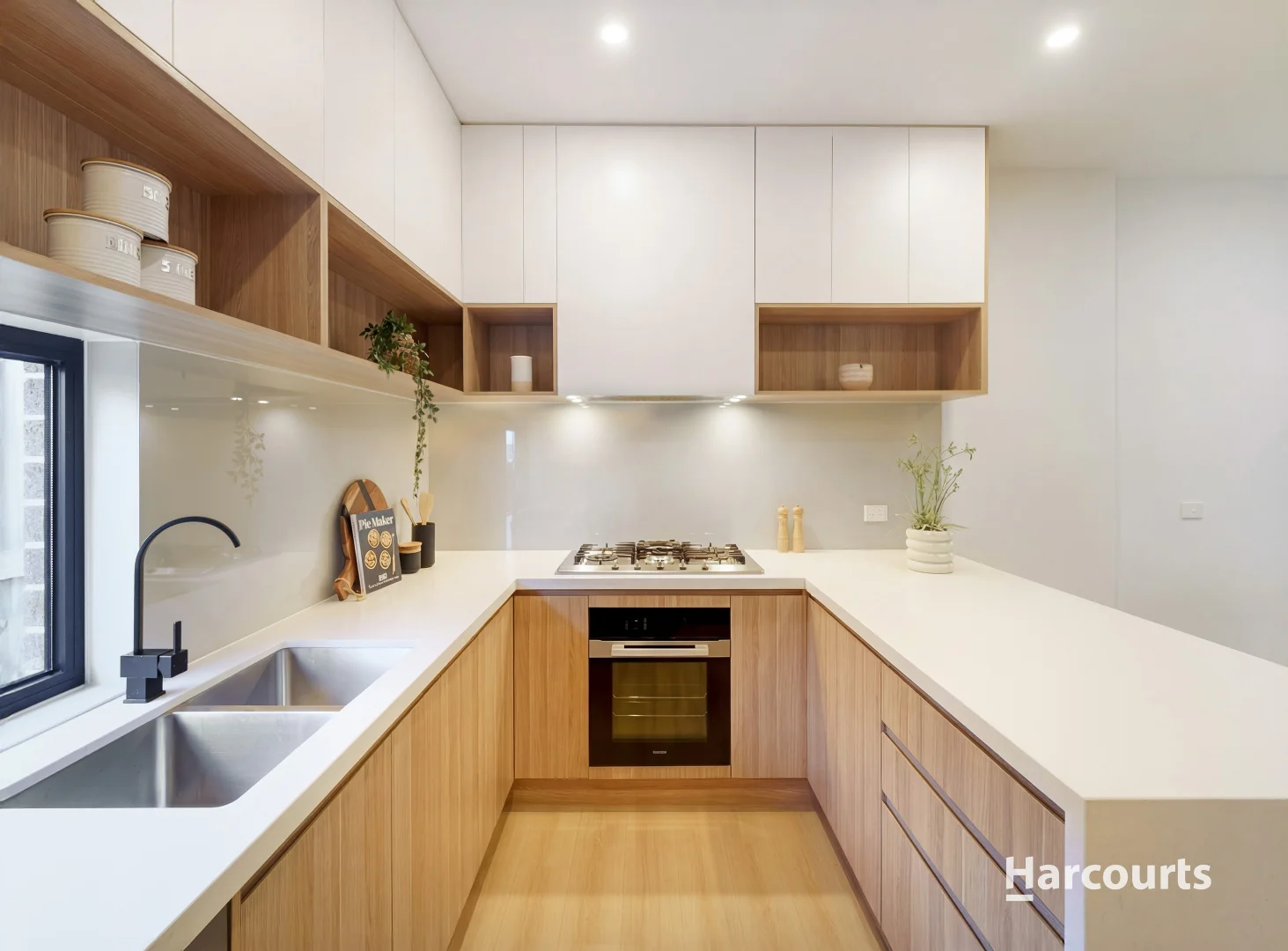 Additional image 8 of 1/1 Adelle Ct, Doncaster VIC 3108