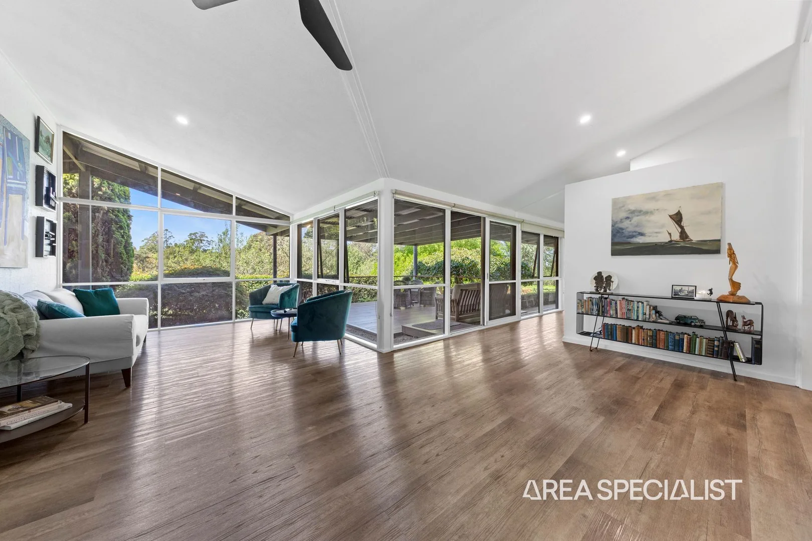 Additional image 2 of 1 Canawindi Drive, Warragul VIC 3820